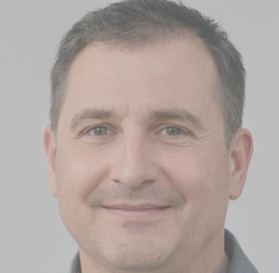 Erfahrener Finanzexperte und Leiter der Forschung